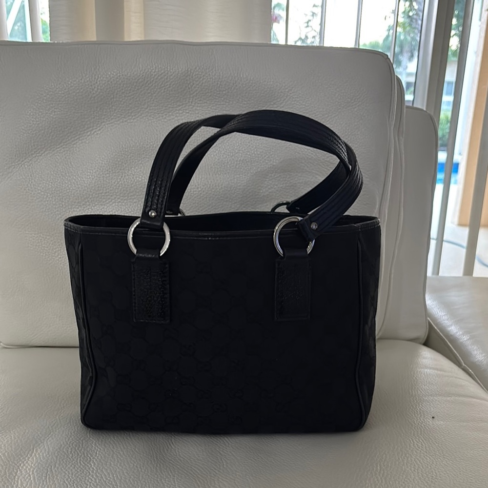 Genuine Gucci Sleek Black Textured Tote with Silver Accents